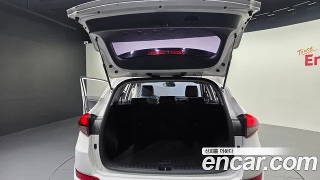 Hyundai Tucson 2016 thumb 2