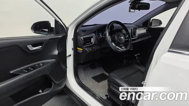 Kia Stonic 2018 thumb 11