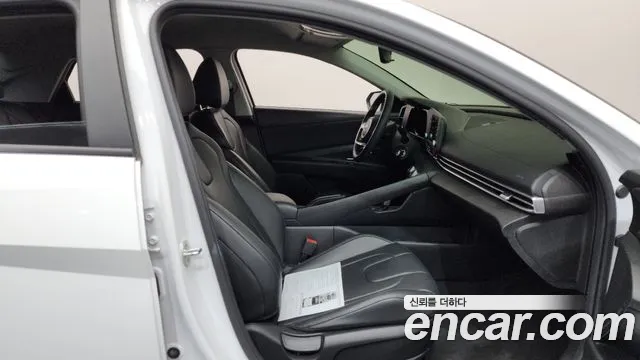 Hyundai Elantra 2021 thumb 3