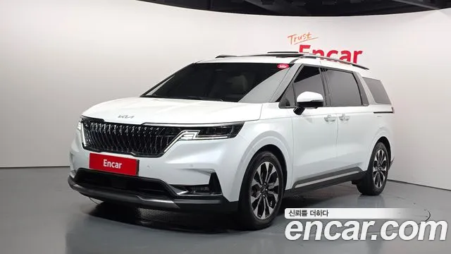 Kia Carnival 2023 thumb 8