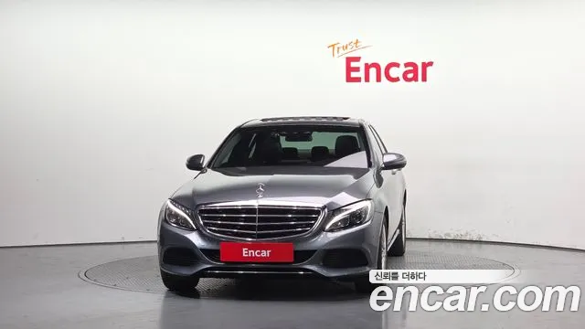 Mercedes-Benz C-Class 2016 thumb 3