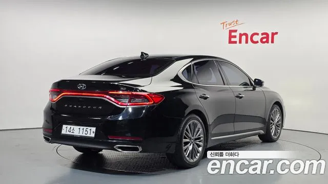Hyundai Grandeur 2017 thumb 10