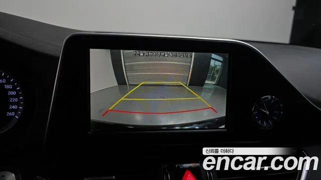 Hyundai Grandeur 2017 thumb 12