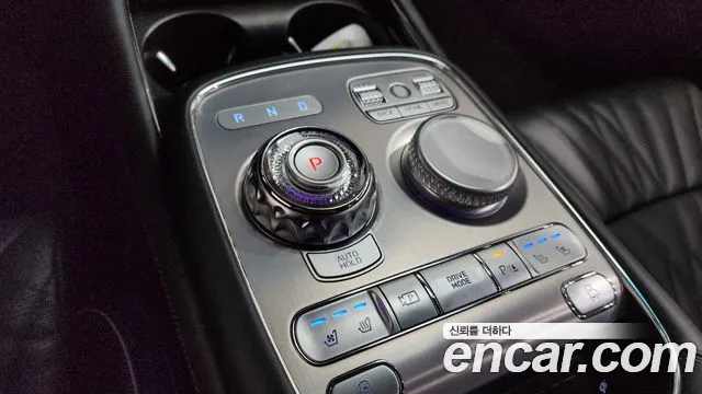 Genesis G90 2023 thumb 9