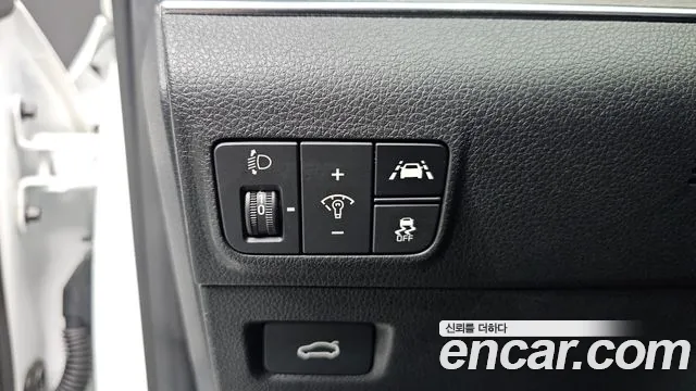 Kia K5 2023 thumb 8