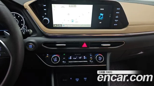Hyundai Sonata 2021 thumb 9