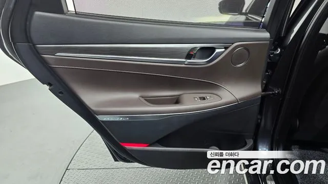 Hyundai Grandeur 2018 thumb 8