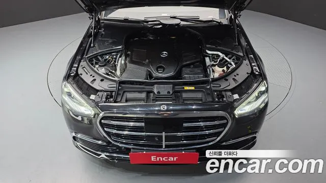 Mercedes-Benz S-Class 2022 thumb 11