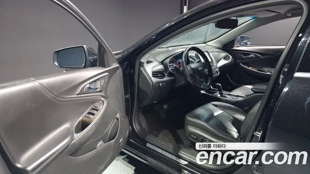 Chevrolet Malibu 2017 thumb 4