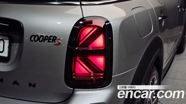 Mini Cooper 2023 thumb 4