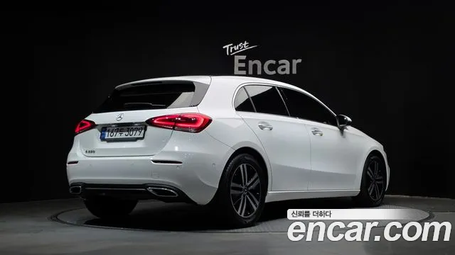 Mercedes-Benz A-Class 2022 thumb 4