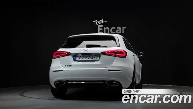 Mercedes-Benz A-Class 2022 thumb 12