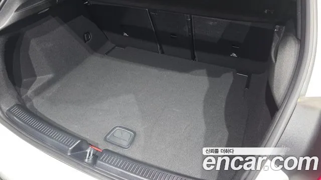 Mercedes-Benz A-Class 2022 thumb 3