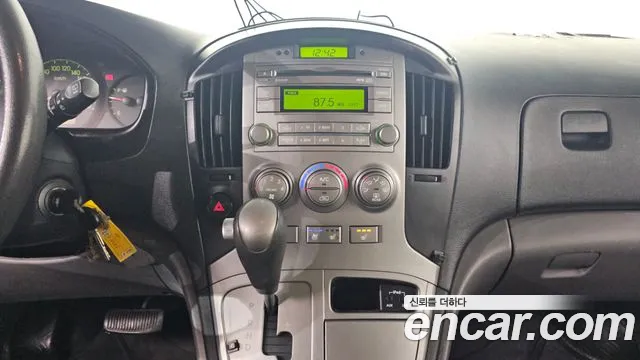 Hyundai Staria 2014 thumb 4