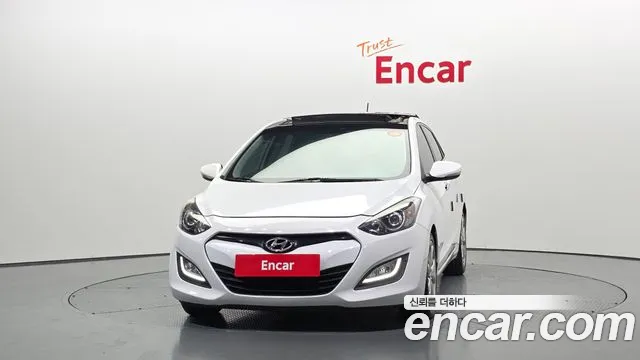 Hyundai i30 2013 thumb 11