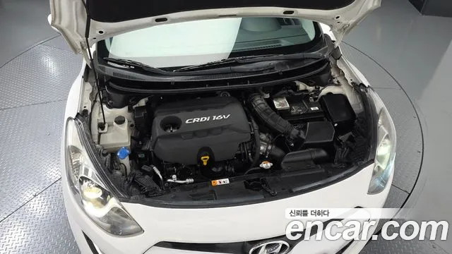 Hyundai i30 2013 thumb 12