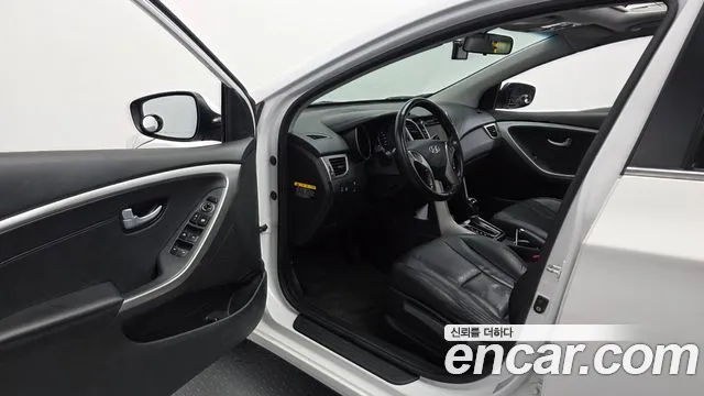 Hyundai i30 2013 thumb 4