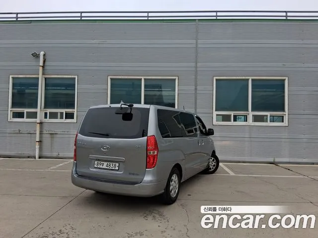 Hyundai Staria 2013 thumb 3
