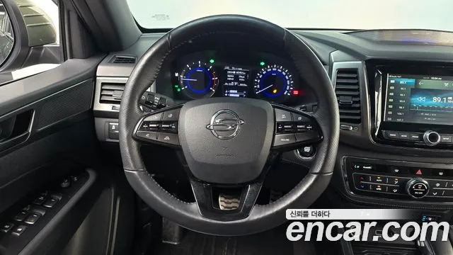 KGM Rexton 2021 thumb 8