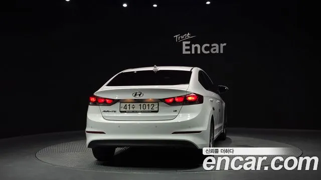 Hyundai Avante 2018 thumb 6