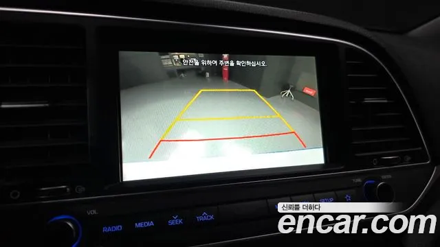Hyundai Avante 2018 thumb 4