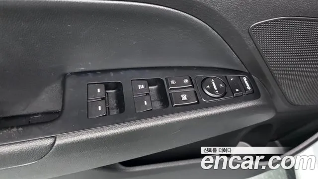 Hyundai Avante 2018 thumb 5