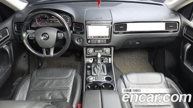 Volkswagen Touareg 2015 thumb 8