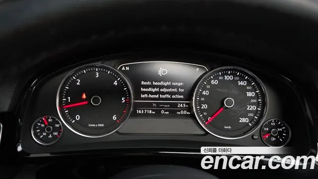 Volkswagen Touareg 2015 thumb 9