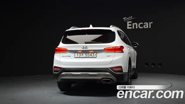 Hyundai Santa Fe 2019 thumb 6