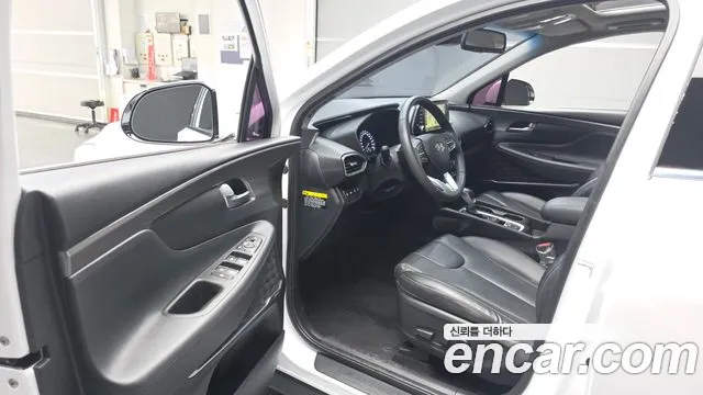 Hyundai Santa Fe 2019 thumb 11