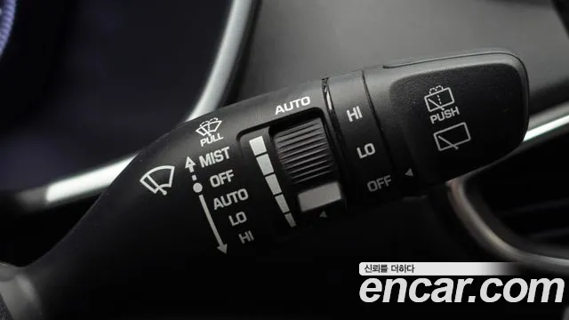 Hyundai Santa Fe 2019 thumb 4