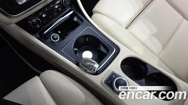Mercedes-Benz A-Класс 2019 thumb 9