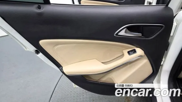 Mercedes-Benz A-Класс 2019 thumb 4