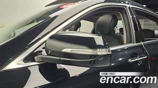 Hyundai Genesis 2015 thumb 4