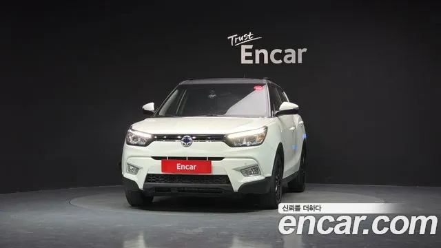 KGM Tivoli 2015 thumb 5