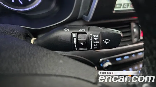 Hyundai Grandeur 2017 thumb 9