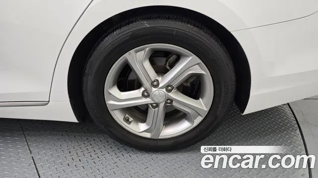 Hyundai Grandeur 2018 thumb 8