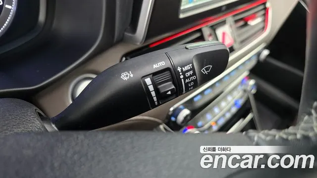 Hyundai Grandeur 2018 thumb 2