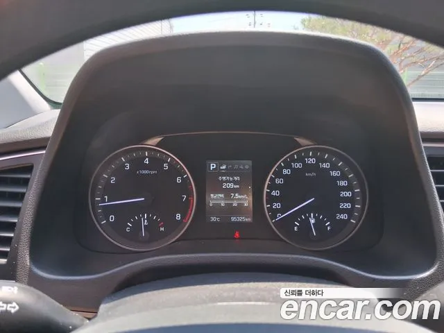 Hyundai Avante 2018 thumb 6