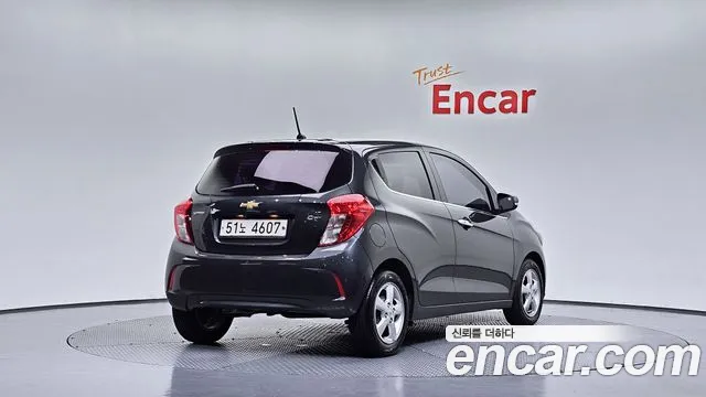 Chevrolet Spark 2017 thumb 2