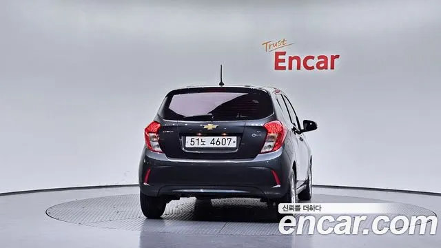 Chevrolet Spark 2017 thumb 4