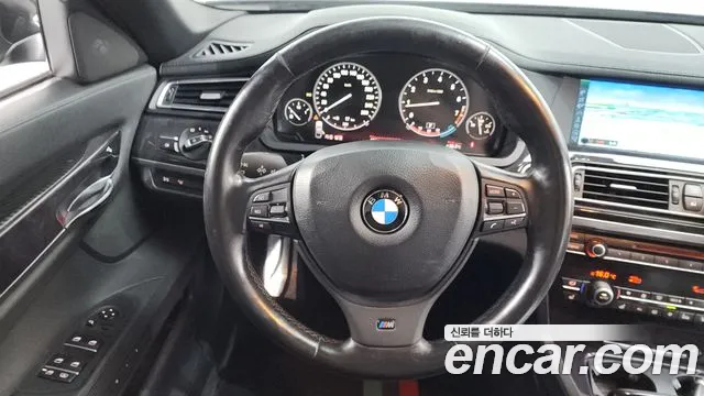 BMW 7 серии 2010 thumb 2