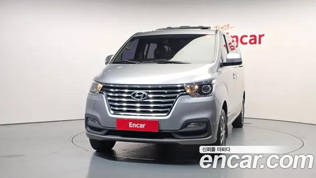 Hyundai Staria 2018 thumb 2