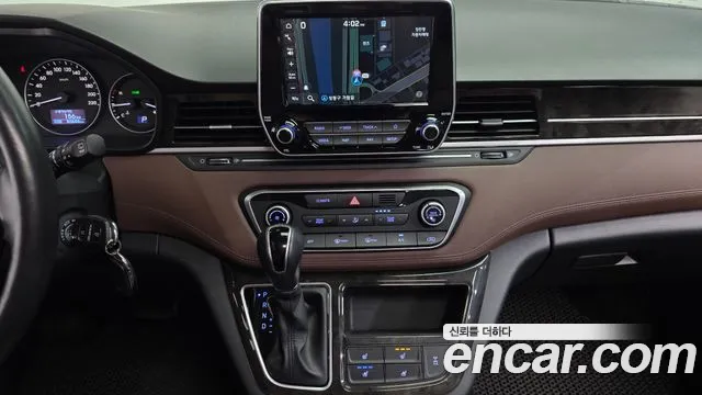 Hyundai Staria 2018 thumb 7