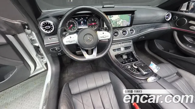 Mercedes-Benz E-Class 2019 thumb 4