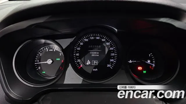Renault SM6 2016 thumb 6