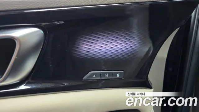 Kia Carnival 2020 thumb 7