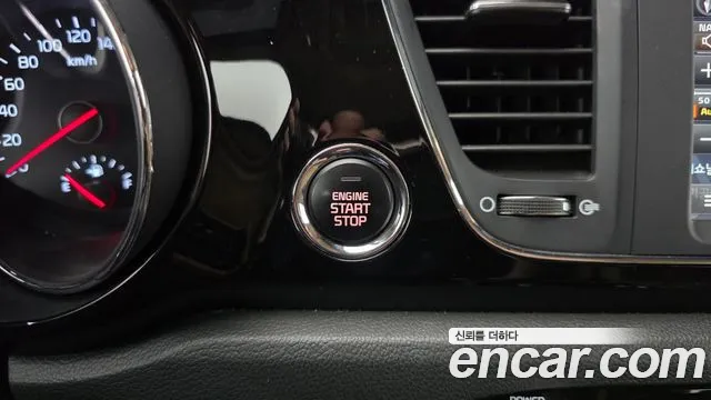 Kia Carnival 2018 thumb 9
