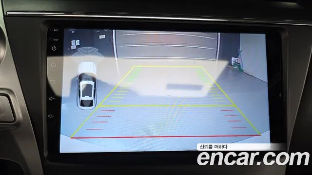 Toyota Prius V 2015 thumb 10