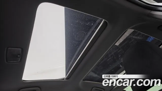 Toyota Prius V 2015 thumb 8